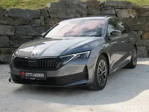Skoda Octavia Combi Sportline 2.0 TSI 4x4 TRAVEL NAVI