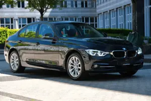 BMW 320 i xDrive Sport Line| 1.HAND| LED| SZH| PDC Bild 3