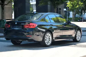 BMW 320 i xDrive Sport Line| 1.HAND| LED| SZH| PDC Bild 5