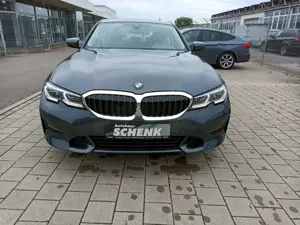 BMW 320 i Sport Line/ Laser/ SHZ/ PDC