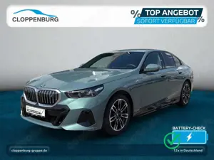 BMW i5 xDrive40 Head-Up+AHK+Navi+360°+ACC+SiKlima+BT