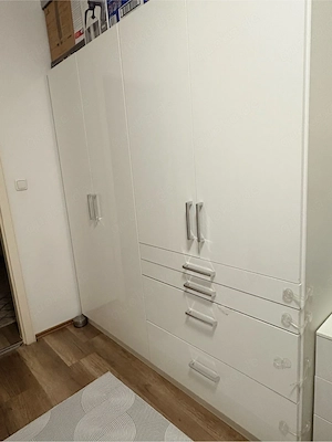 kleiderschrank 