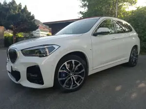 BMW X1 X1 xDrive18d Aut. M Sport fast Vollausst. AHK