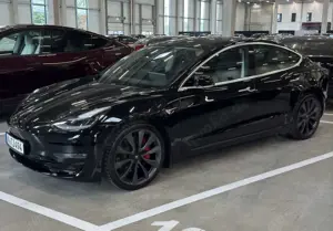 Tesla Model 3 Performance | 90% SoH Batteriezertifikat