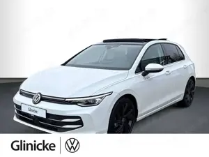 Volkswagen Golf VIII Style 2.0 TDI DSG, PANO, RFK, LEDER