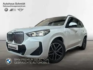 BMW iX1 eDrive20 *M Sportpaket*18"*Navi*DAB*Adapt.LED*Adap