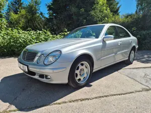 Mercedes-Benz E 280 Limousine W211, NAVI, AUTOMATIK, TÜV NEU
