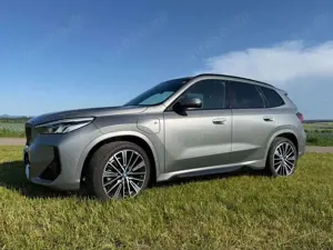 BMW X1 X1 xDrive25e Hybrid M-Sportpaket und Comfort Paket