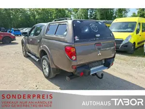 Mitsubishi L200 4x4 2,5 DI-D Plus DoKa Hardtop AHK Klimaaut Bild 3