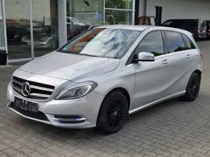 Mercedes-Benz B 200 BlueEfficiency Automatik/Xenon