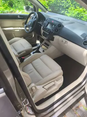 Volkswagen Golf Plus Golf Plus 1.6 TDI DPF DSG Highline