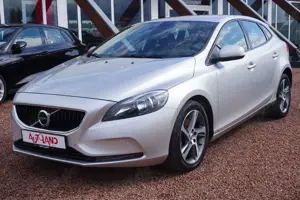 Volvo V40 T2 2.0 Kinetic Sitzheizung Kamera