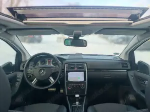 Mercedes-Benz B 200 B 200  Aut+Navi+PDC+Temp+Pano+Blue+N.Tüv