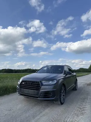 Audi SQ7 4.0 TDI quattro tiptronic