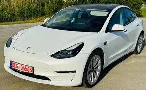 Tesla Model 3 Long Range Dual AWD 1HAND RYZEN MWST 19"