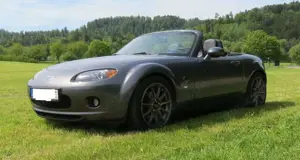 Mazda MX-5 MX5 1.8 Einzelstück mit neuem großem Service