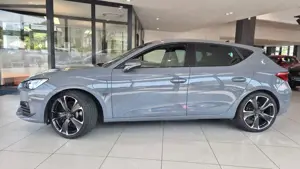 CUPRA Leon 1.4 e-Hybrid VZ *ACC*Kamera*Full Link*Shz* Bild 3
