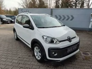Volkswagen up! 1.0 cross up!*SHZ*Freispr.*Klima*8-fach ber*