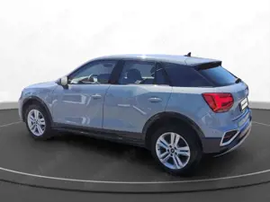 Audi Q2 35 1.5 TFSI advanced S-tronic Matrix Navi RFK Bild 5