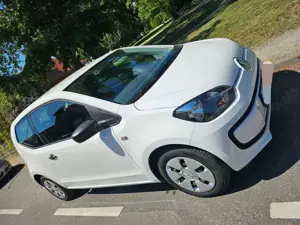 Volkswagen up! up! take up!