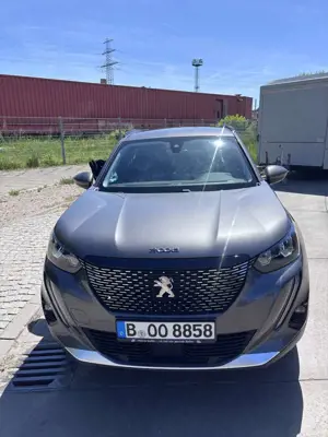 Peugeot 2008 BlueHDi 130 EAT8 Allure