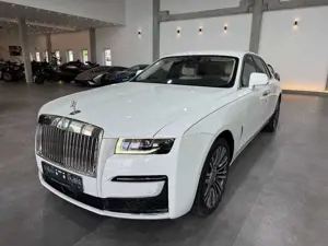 Rolls-Royce Ghost *Top Panel*HUD*360°*Sternenhimmel*