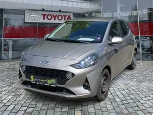 Hyundai i10 1.0 Trend kleiner gebrauchter Stadtflitzer