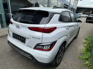 Hyundai KONA Trend R.Cam Navi Krell SHZ ACC LED DAB PDC