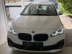 BMW 218 2er Active Tourer 218i Active Tourer Aut. Advantage