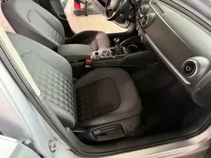 Audi A3 2.0 TDI Limousine Attraction