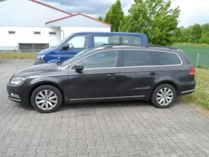 Volkswagen Passat Variant Comfortline/AHK/1 Jahr TÜV