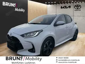 Toyota Yaris 1.5 Hybrid Teamplayer + Comfort-Paket
