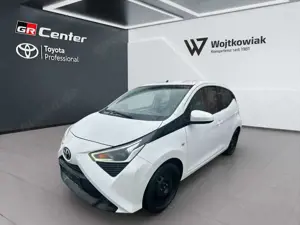 Toyota Others Aygo AYGO x-play *CARPLAY*DAB+*