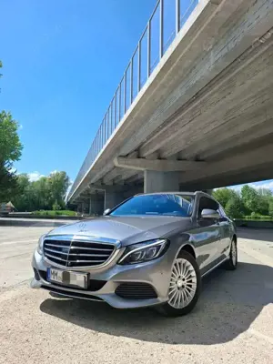 Mercedes-Benz C 220 (BlueTEC) d T 7G-TRONIC Exclusive