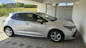 Toyota Corolla 1.8 Hybrid Club