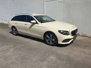 Mercedes-Benz E 200 T-Modell E 200 d Avantgarde