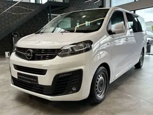 Opel Vivaro 1.5 D L3 9 Sitzer