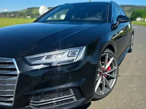 Audi A4 A4 Avant 3.0 TDI quattro tiptronic sport