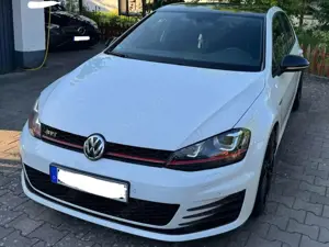Volkswagen Golf GTI Golf GTI BlueMotion Technology DSG