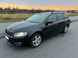 Skoda Octavia Octavia III Combi Diesel Combi 2.0 TDI DSG Style