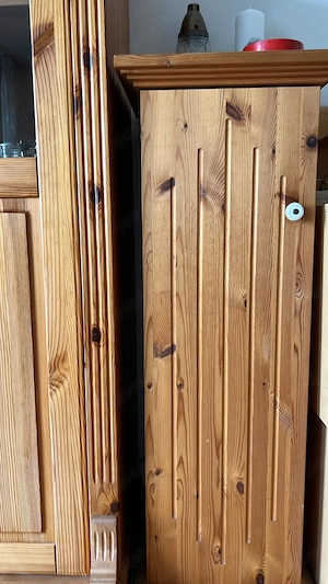 Massive Holzkommode   Wohnzimmerschrank aus Naturholz   zeitlos & viel Stauraum