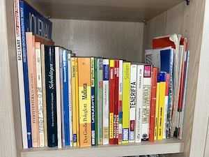 30 praktische und informative Reiseführer