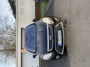 Ford Kuga 2.0TDCI Top Zustand sehr sparsam Langstrecken Auto 2WD 100Kw Titanium