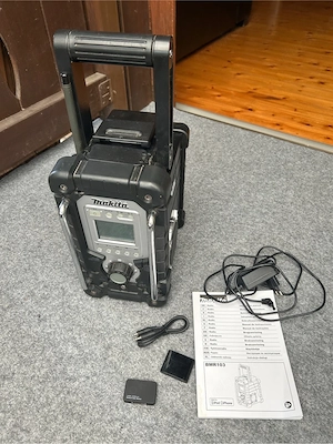 Radio Makita