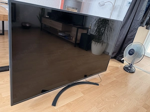 LG UHD Fernseher 65 Zoll neuwertig 