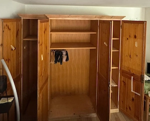 Pinienholz Massivschrank 4- türig unbehandelt 