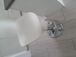 Ikea Barhocker gebraucht, sehr gut erhalten.