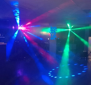 verkaufe 2x beamZ 2-some Light Set RGB u. 1x Nebelmaschine klein mit Kabelsteuerung, Versand möglich