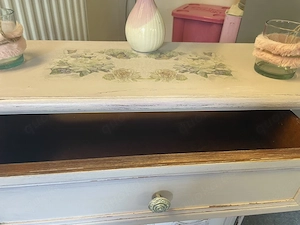kleine Holzkommode- Shabby Chic- Unikat - DIY- Flieder Bild 3