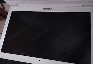 Asus F556U
